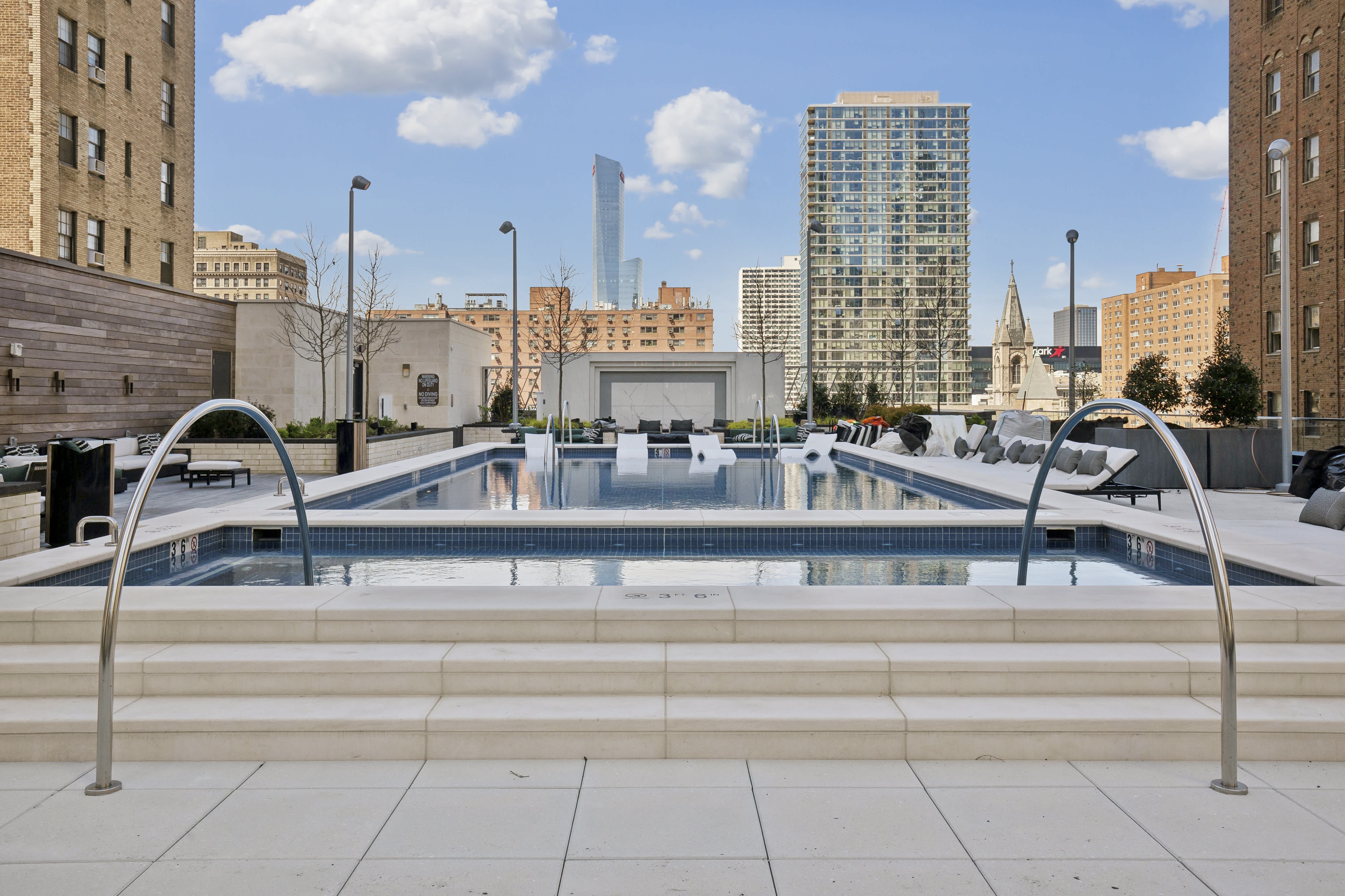 1909 Rittenhouse – photo 2