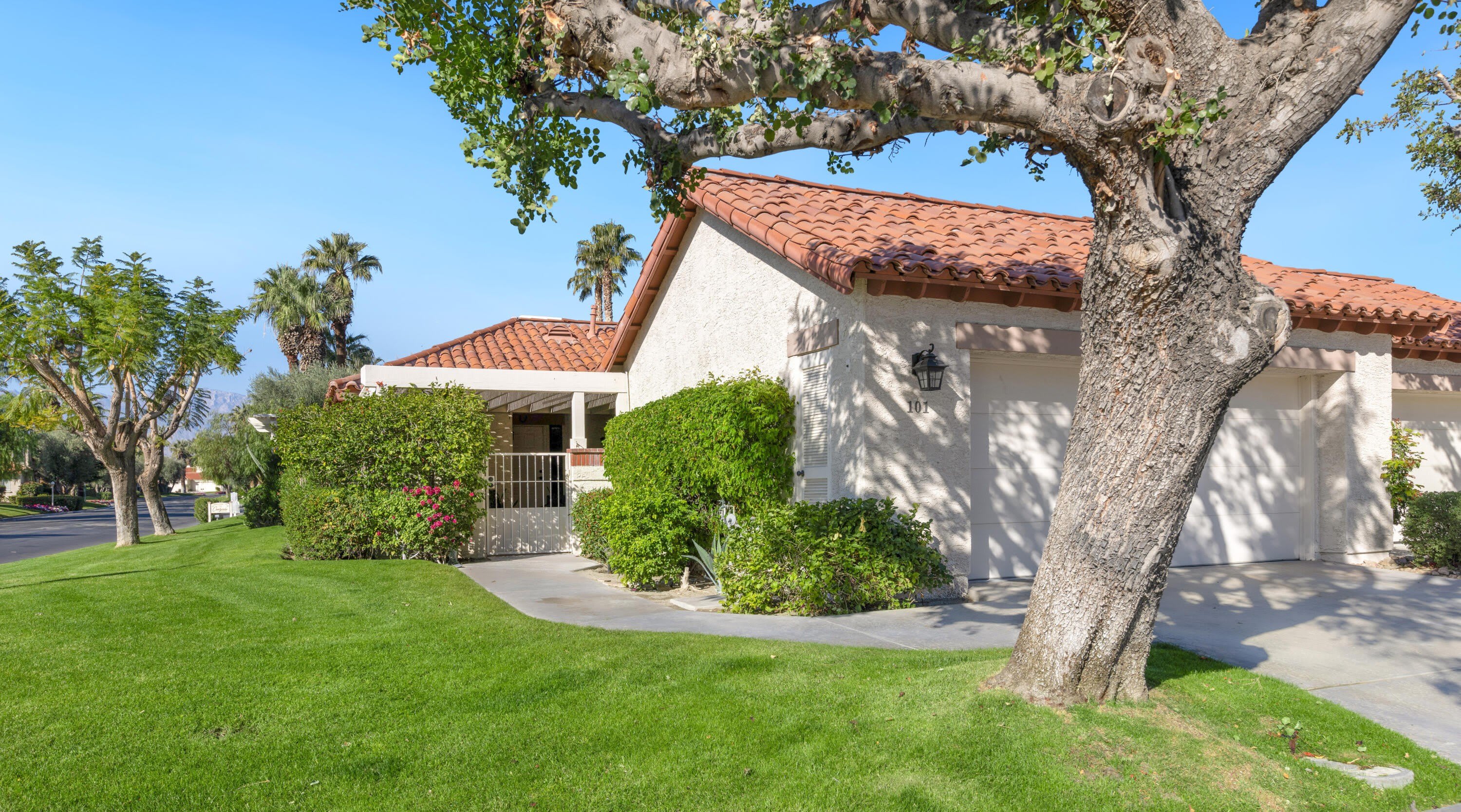 101 Avellino Circle – photo 3