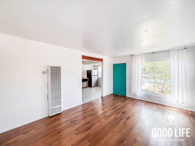 6074 Rock St – photo 4
