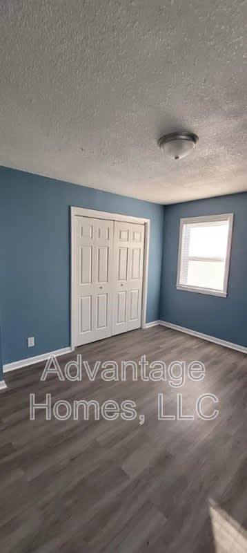 744 N 70th St – photo 5