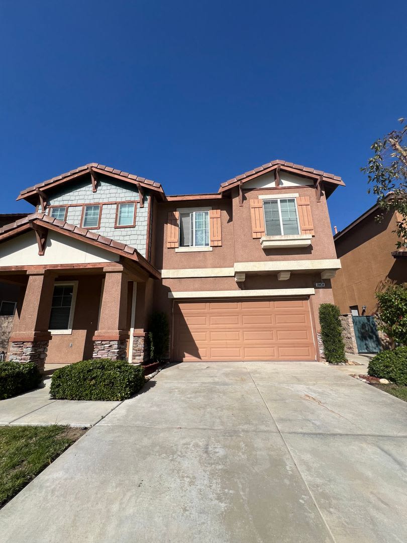 Four Bedroom Three Bathroom Home in Murrieta – photo 4