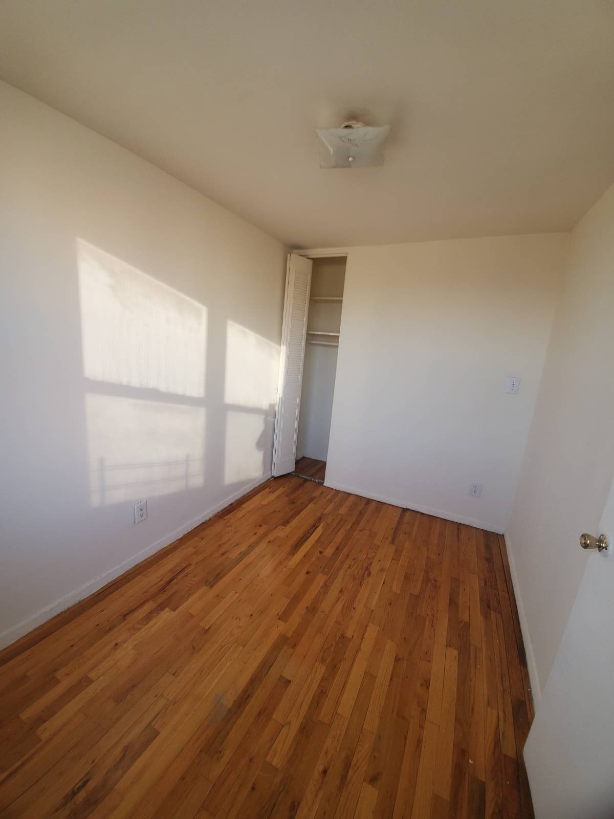 94-11 60th Avenue – photo 5