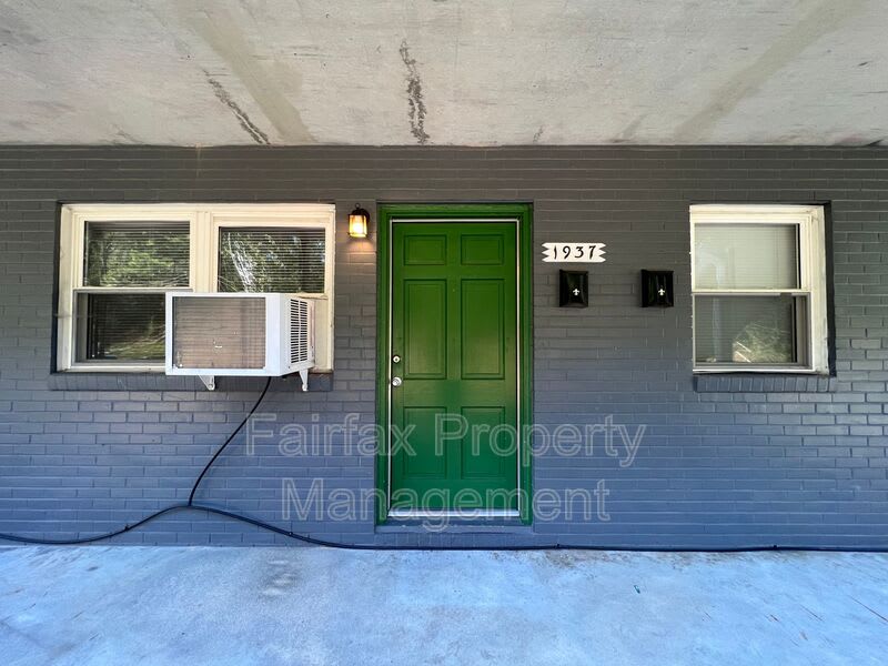 1937 Morehead Avenue – photo 3