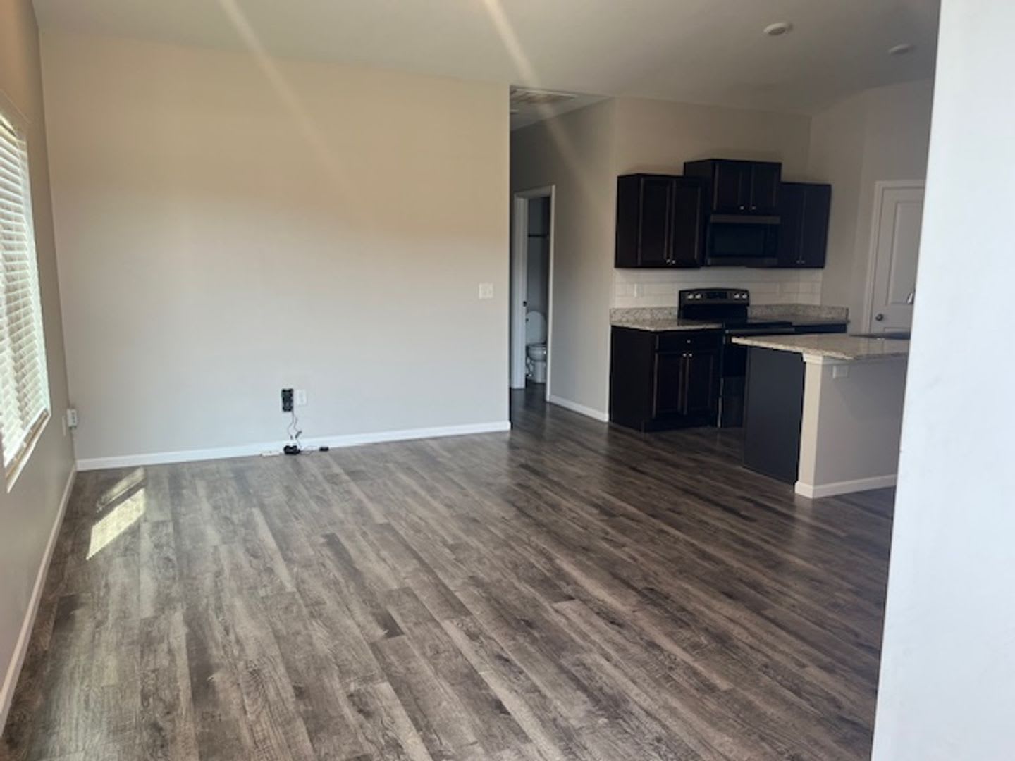 3 Bedroom 2 Bath Duplex Located in Andover – photo 4