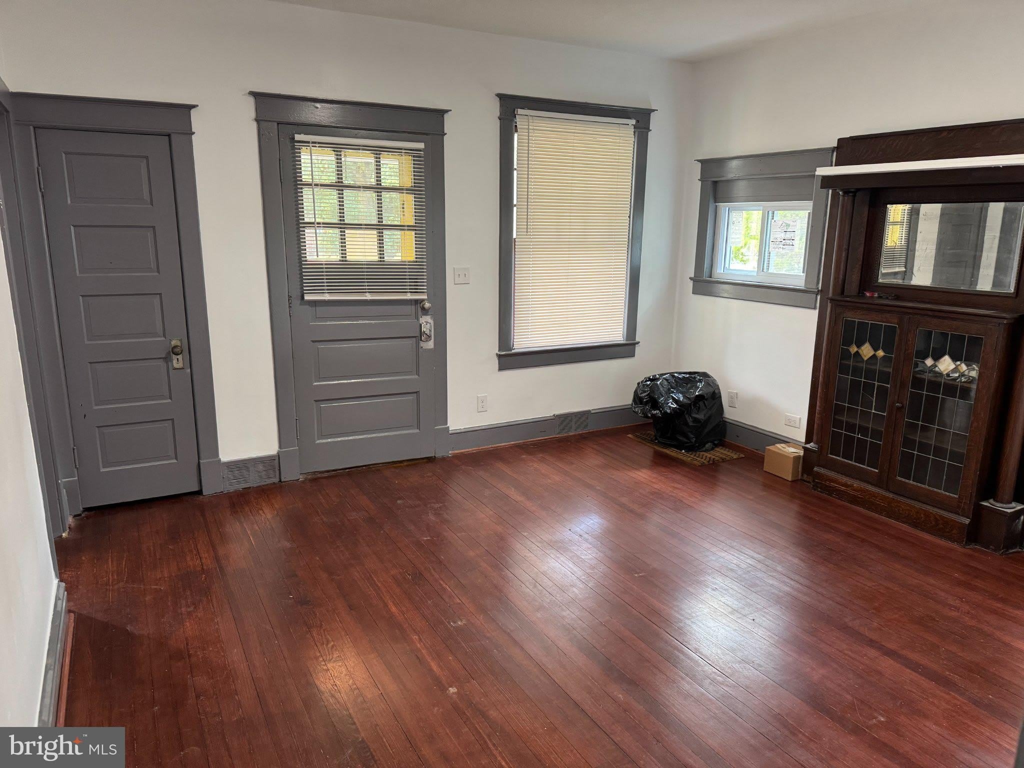 8803 48Th Avenue – photo 5