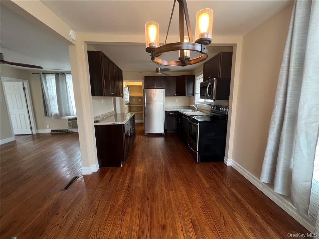 3180 Lincoln Drive – photo 5