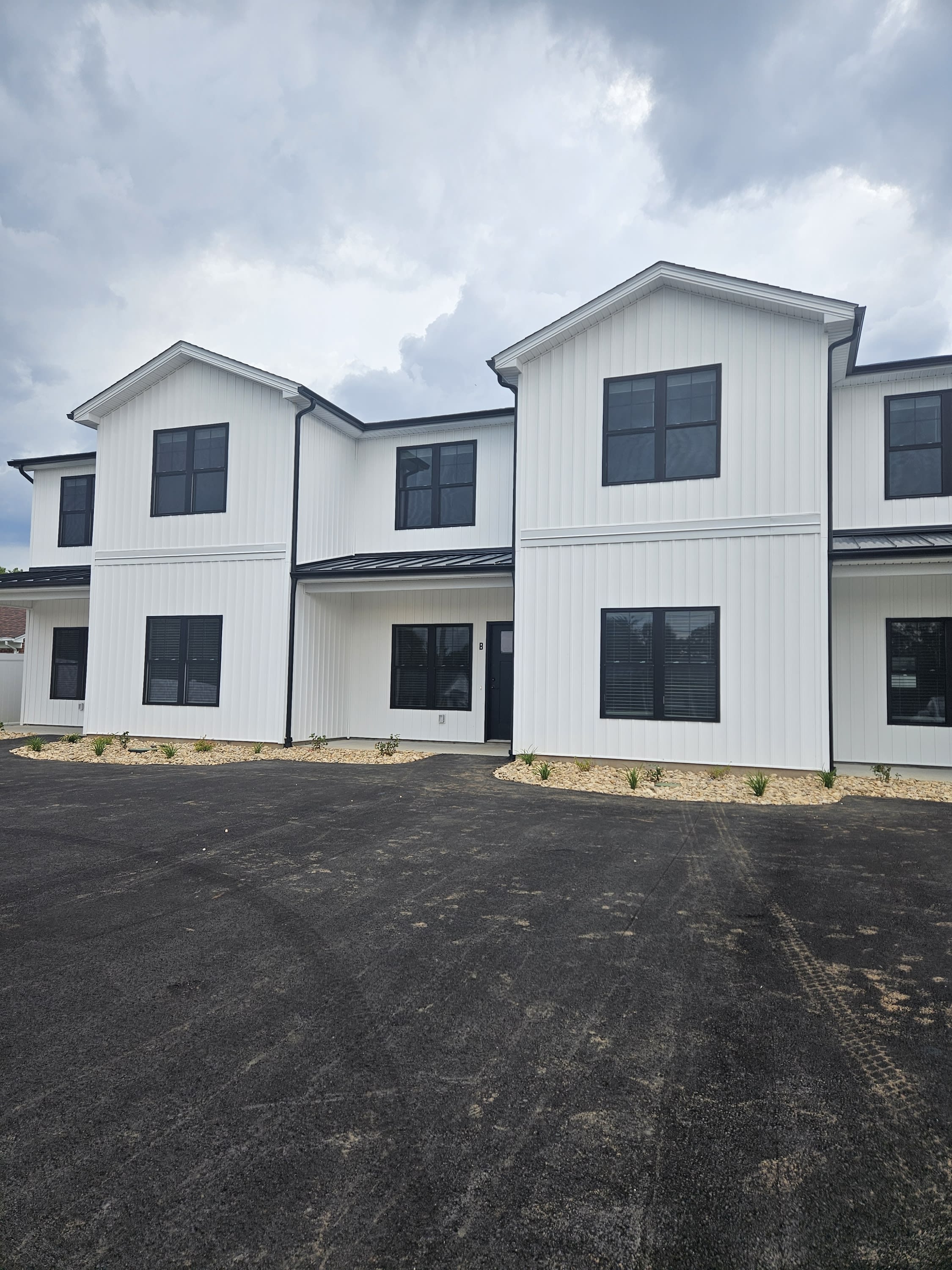 77 Shelor Drive B – photo 1