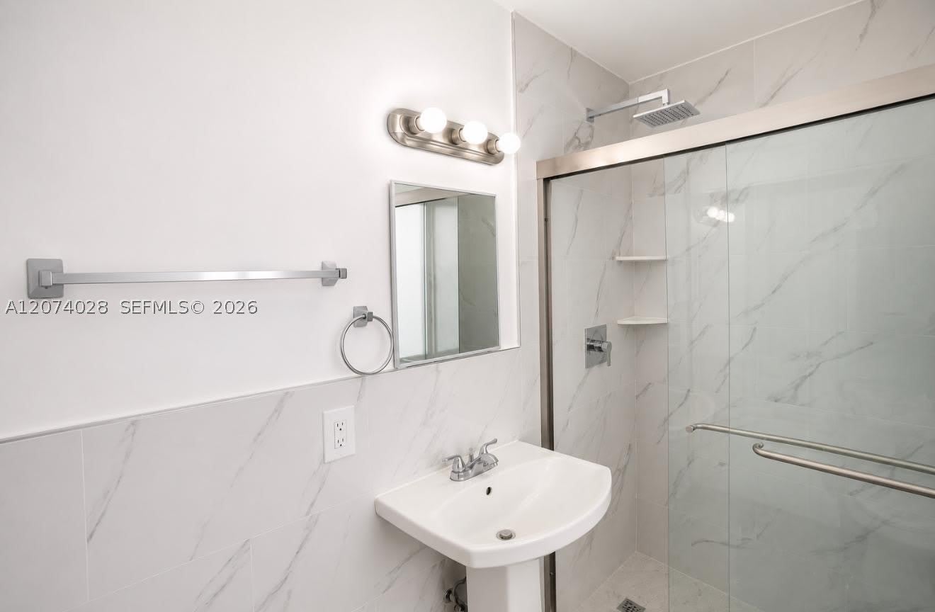 6080 W Flagler St – photo 2