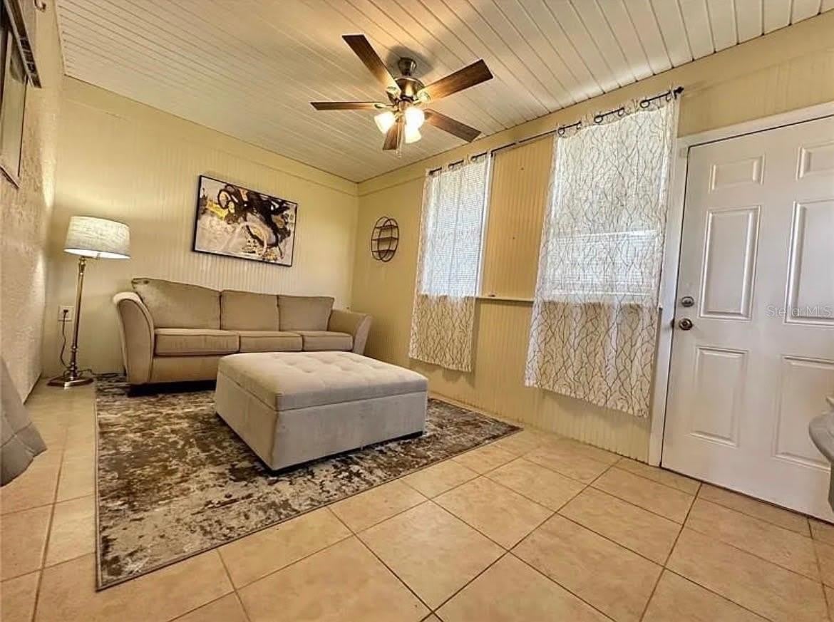 7523 MAYLAND Street – photo 2