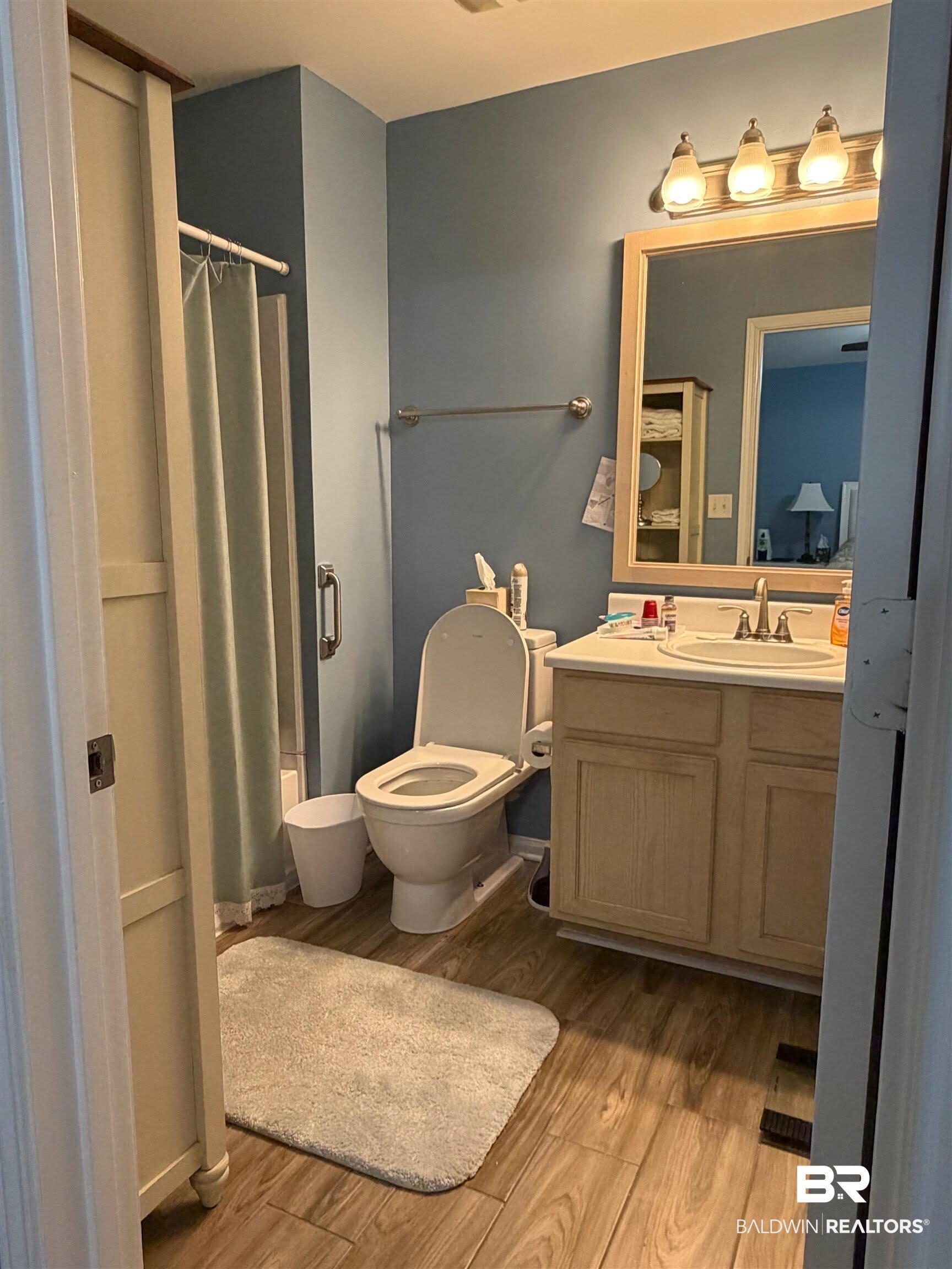 1517 Regency Road – photo 3