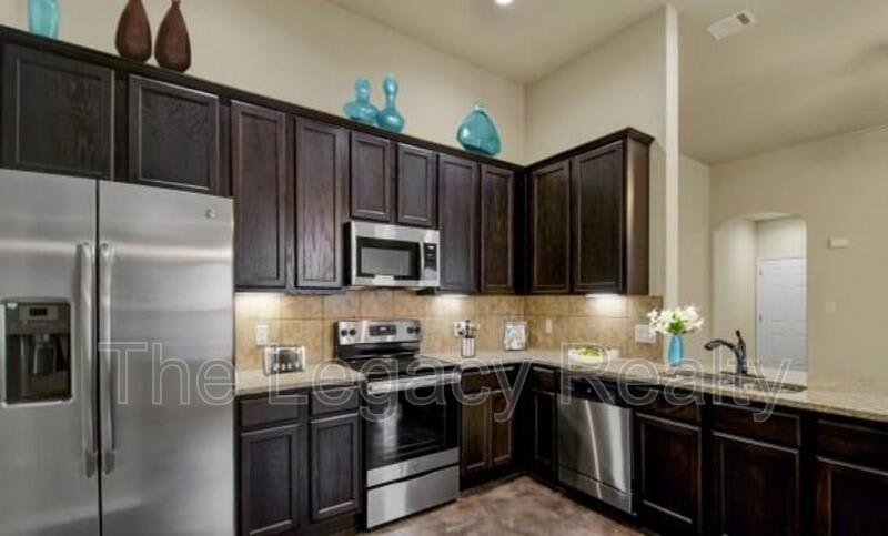 337 Emma Dr – photo 2