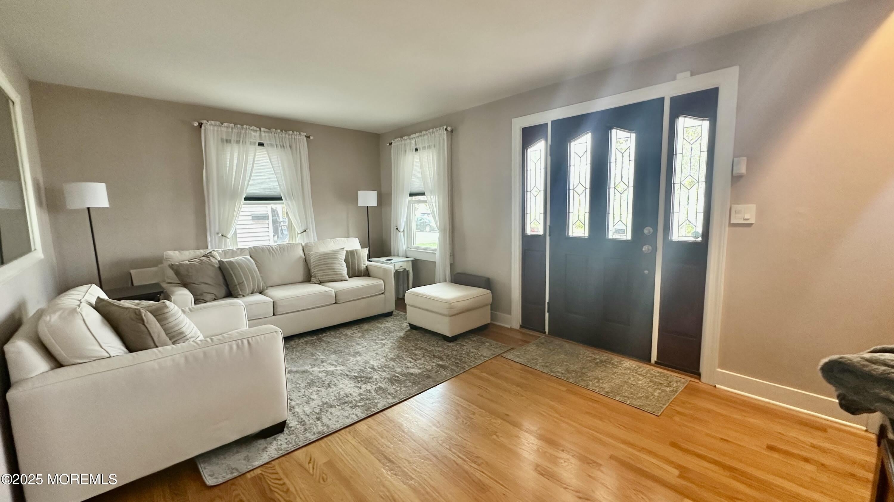 221 16th Avenue – photo 2