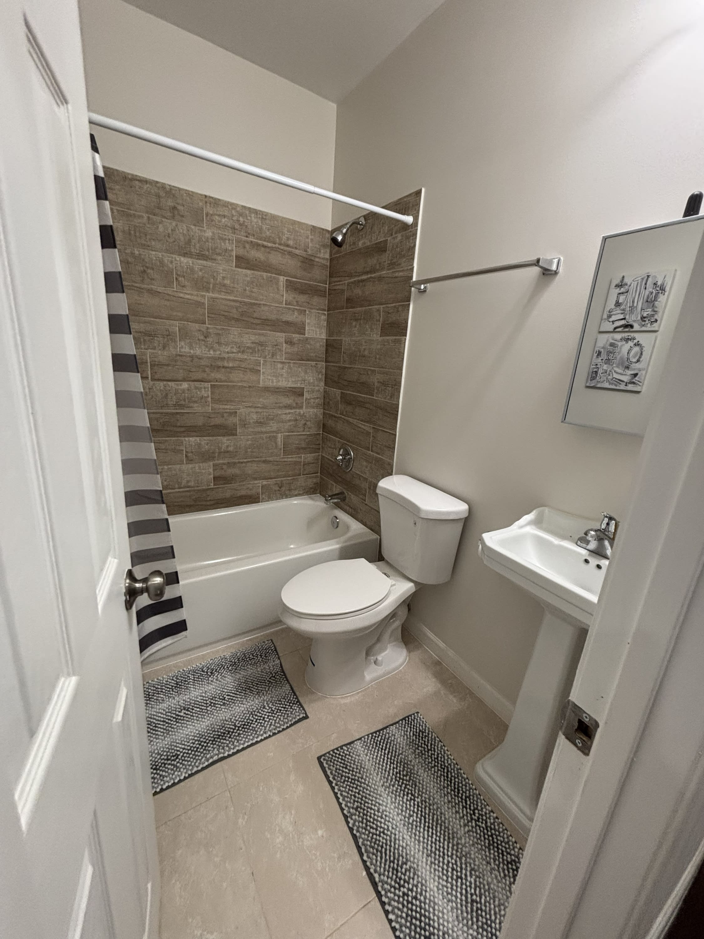 6005 Eads Street Northeast – photo 3