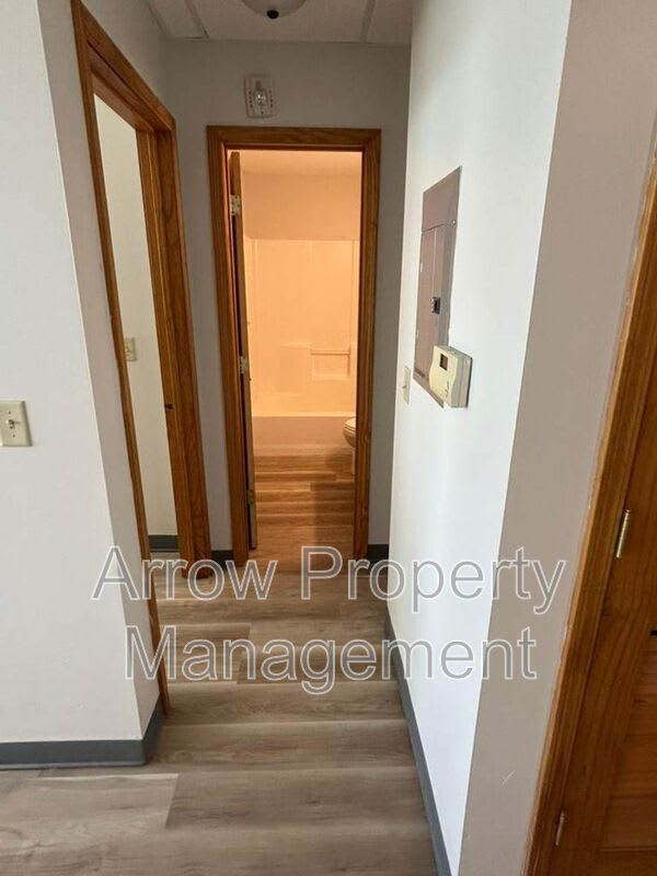 731 E Crawford-3B – photo 4