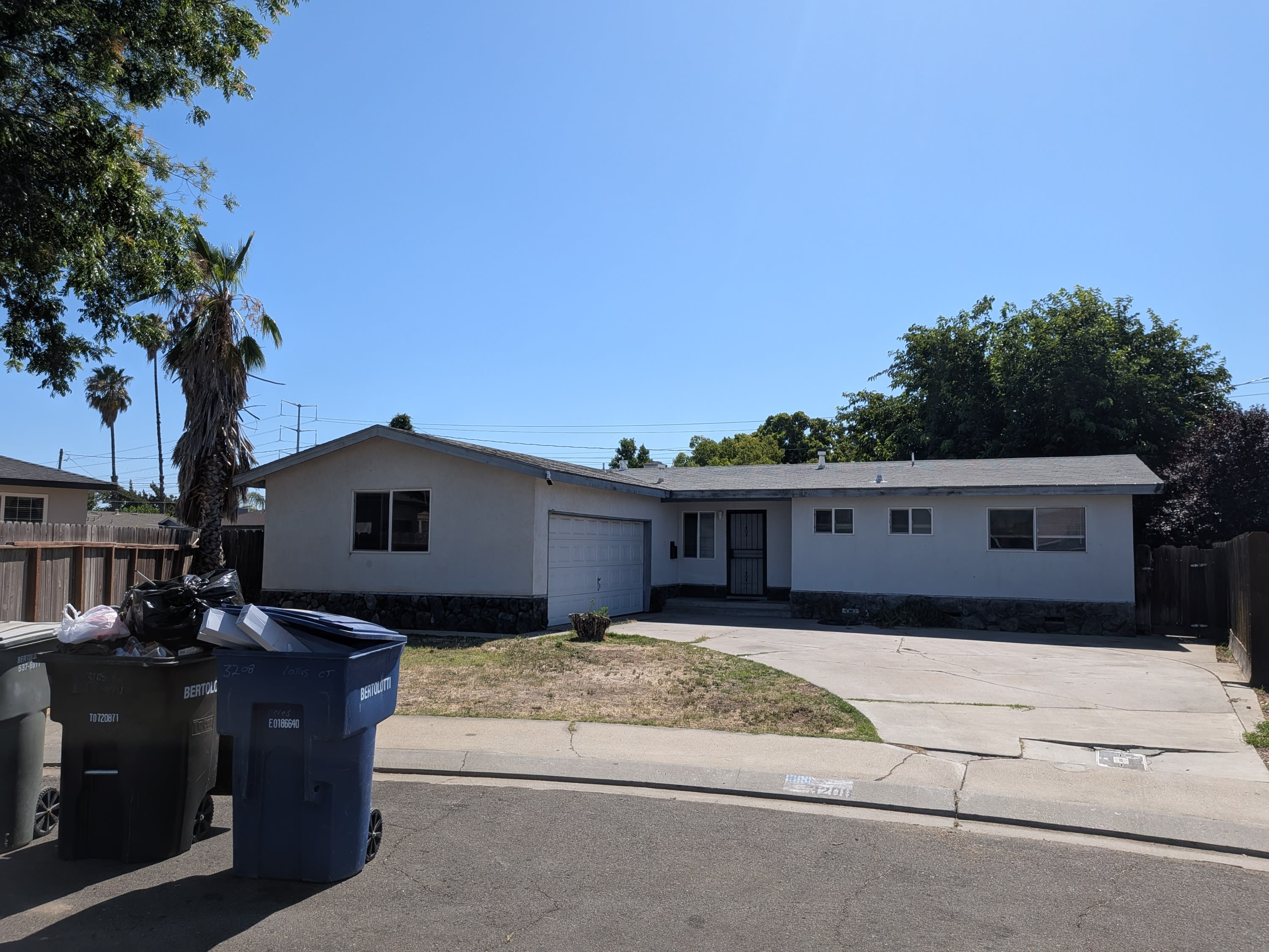 3208 Lotus Ct – photo 1