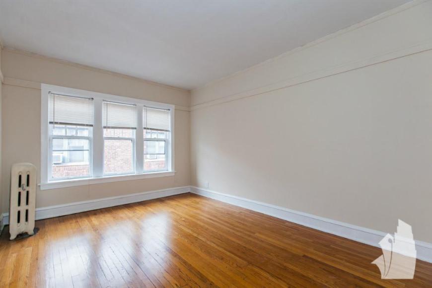 638 West Arlington Place – photo 2