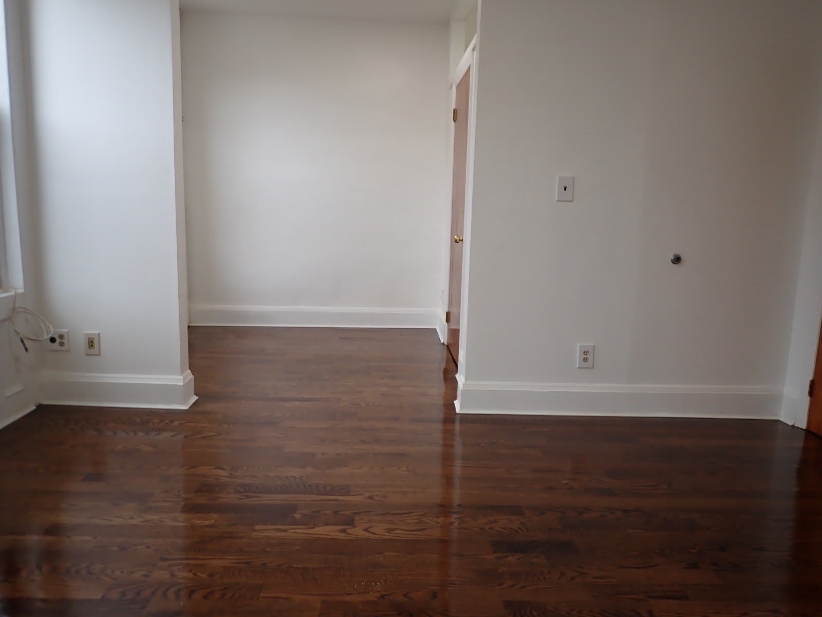 1559 EASTERN PARKWAY – photo 2