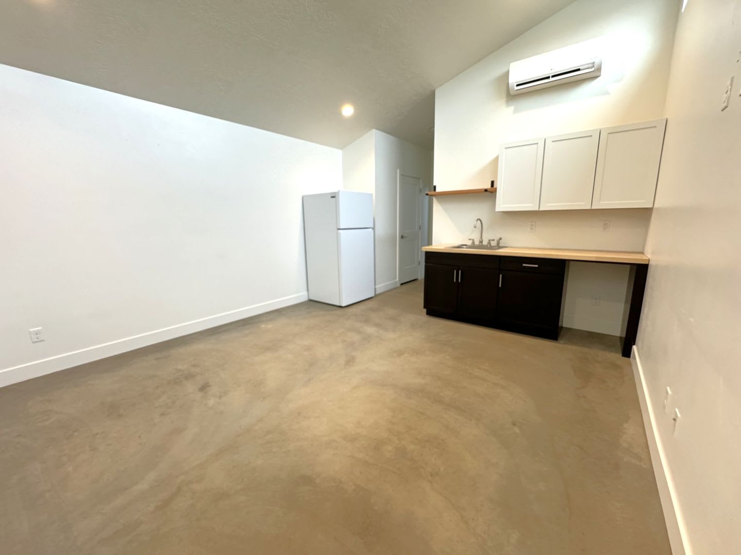 Unfurnished Property! – photo 3