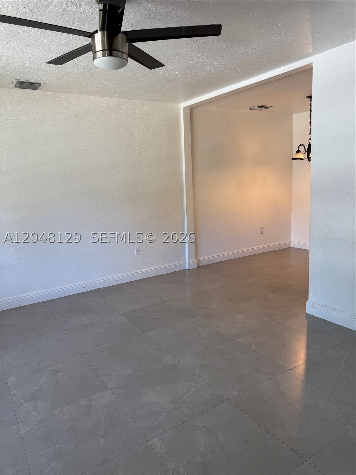 1281 NE 209th Ter – photo 2