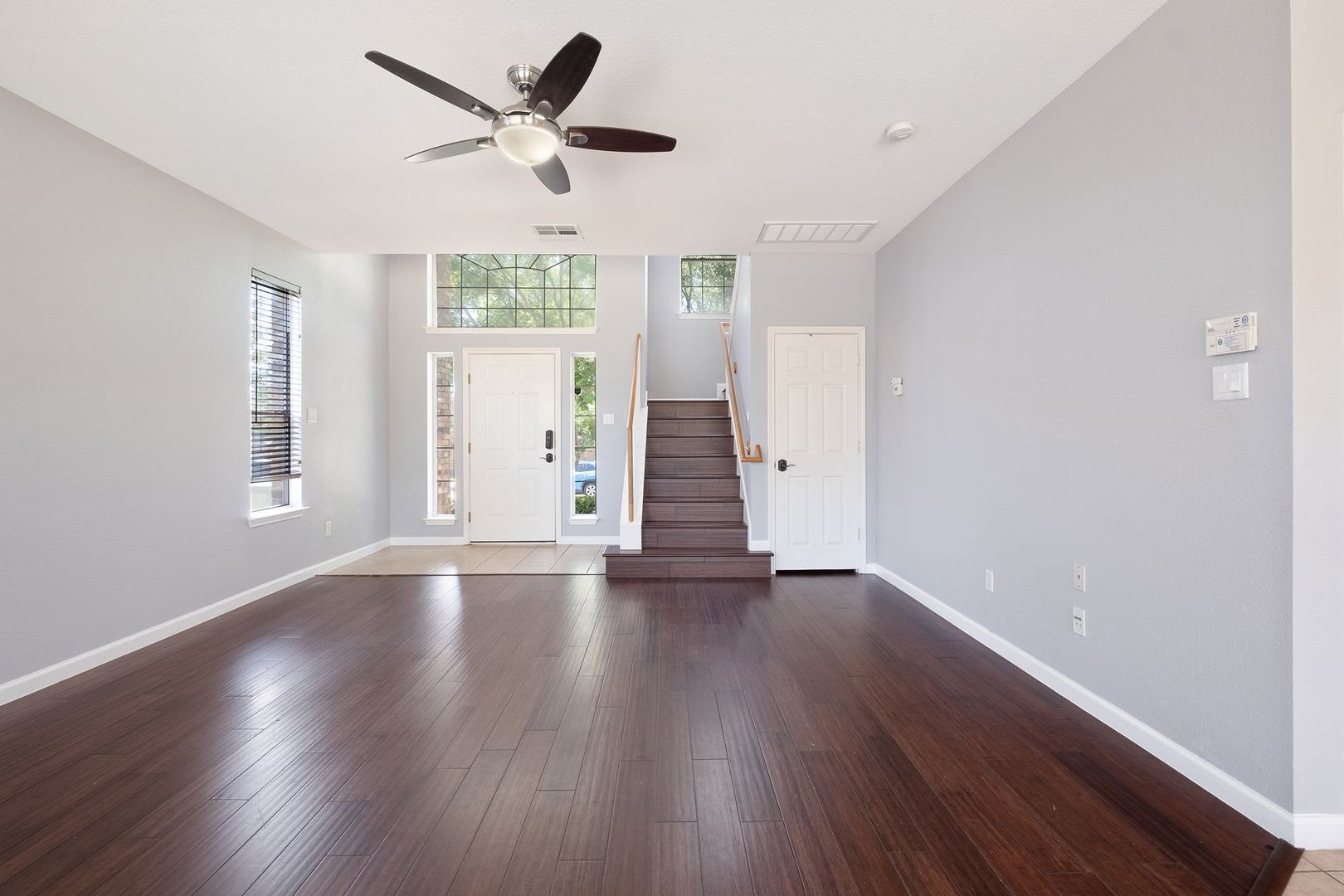 Excellent 3 Bedroom 2 5 Bath 2 Story Home In Avery Ranch – photo 5