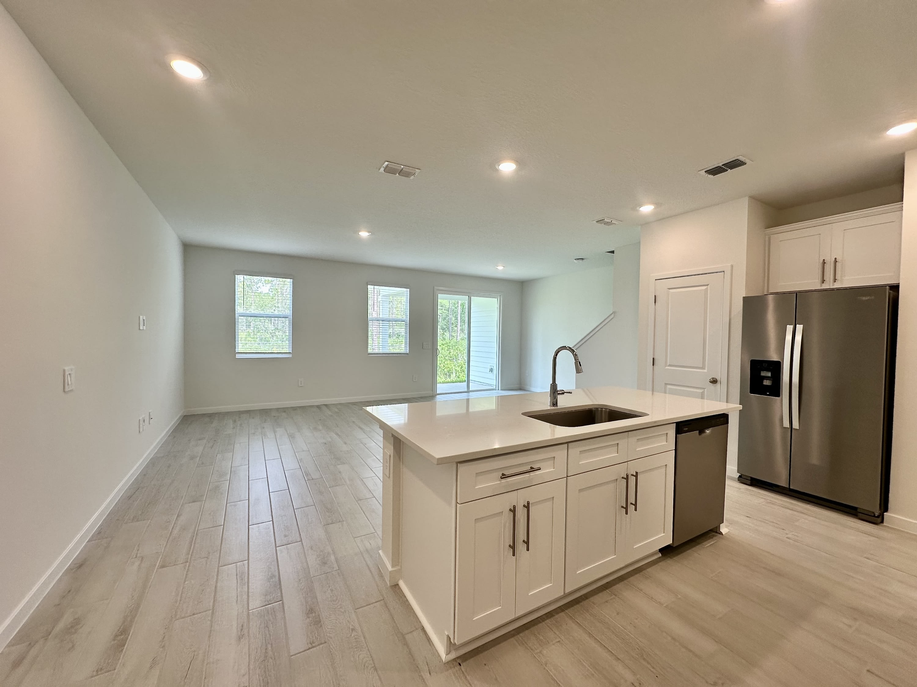 166 Yellowstone Drive – photo 3
