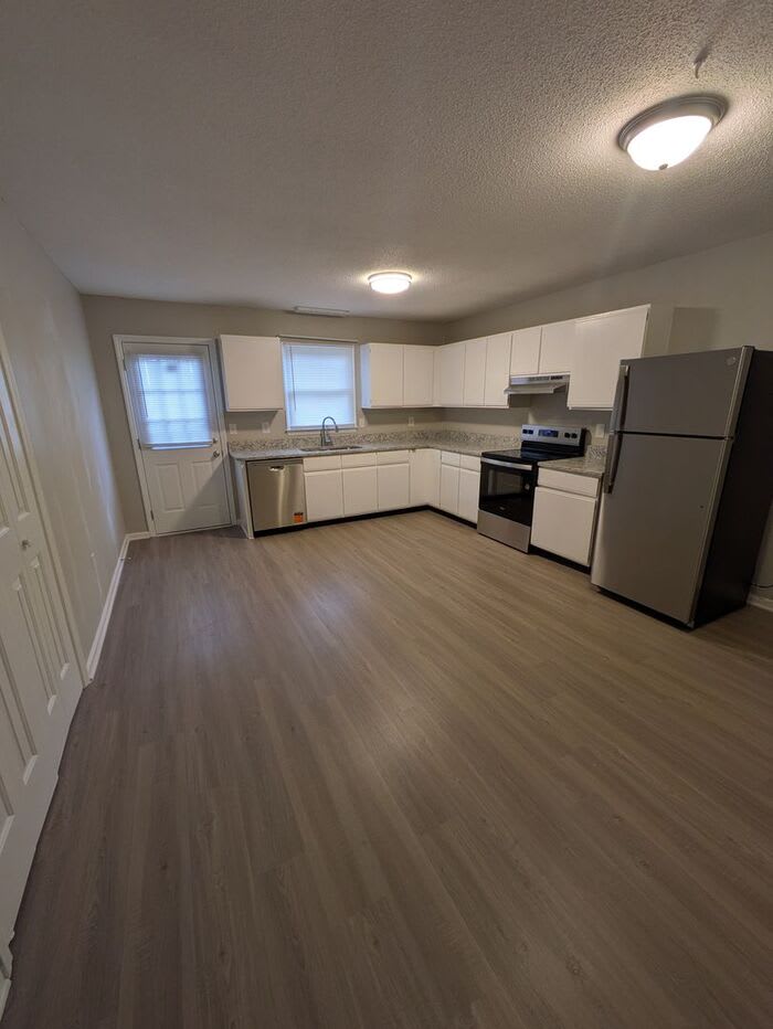 41 22nd Avenue Northeast – photo 3