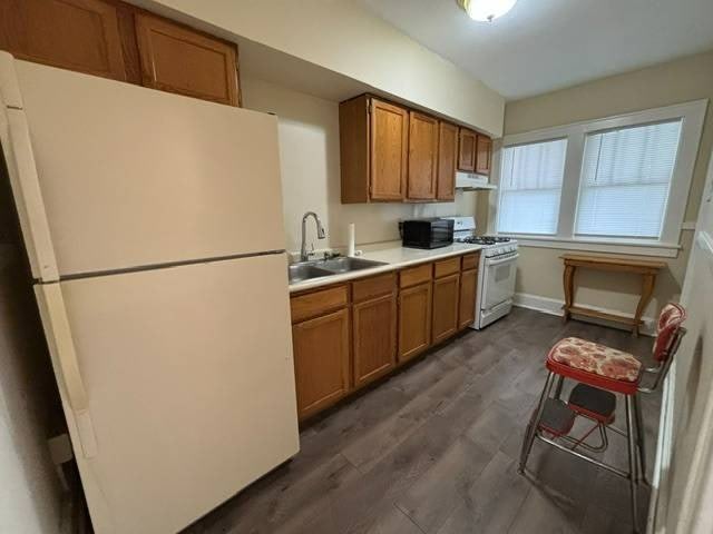 2604 Broadway – photo 1