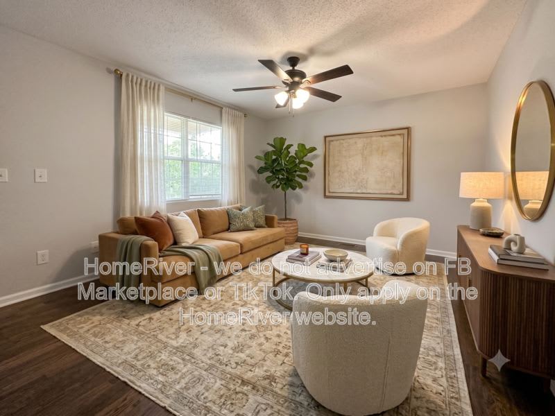 555 Browning Cir – photo 2