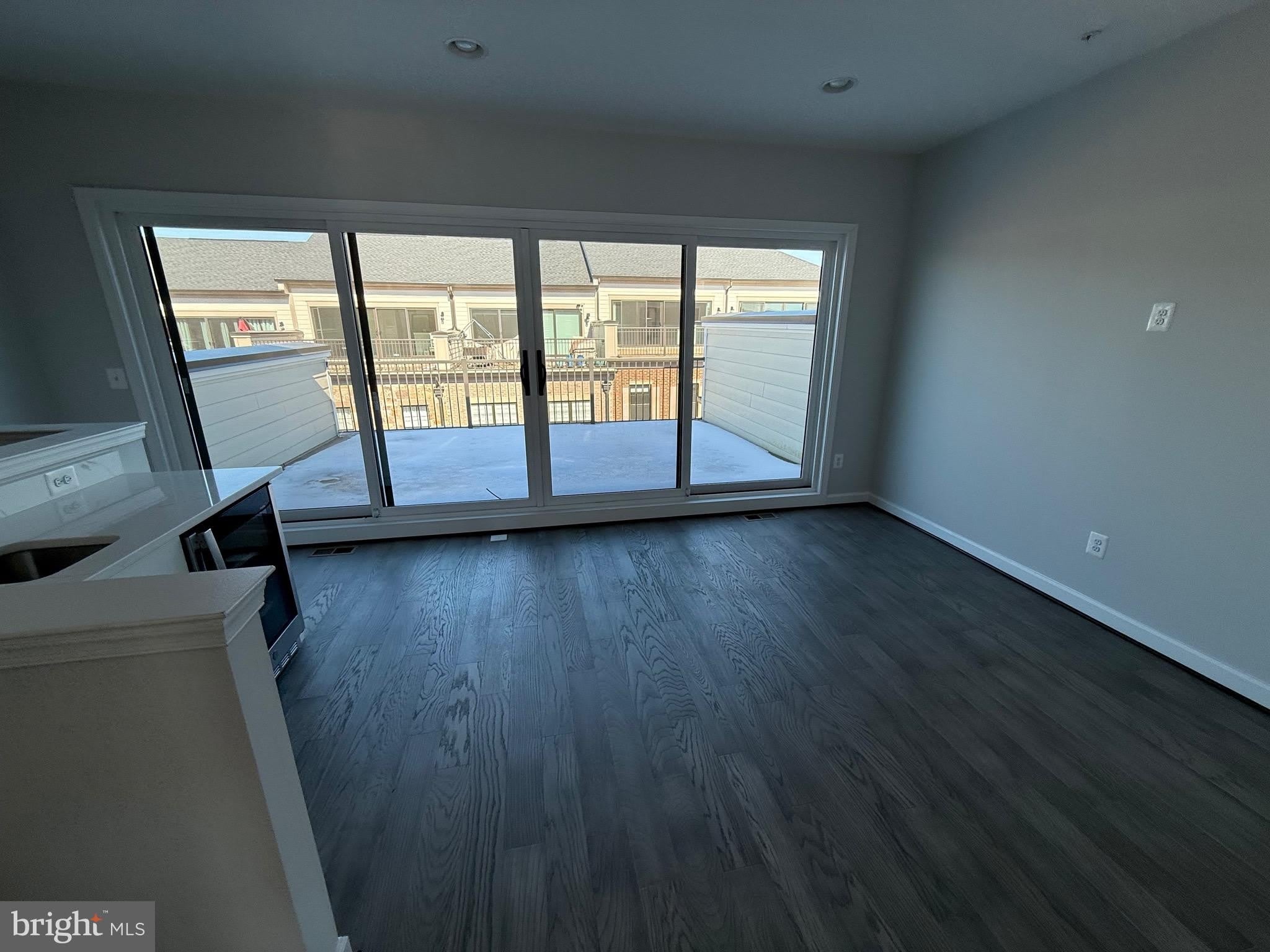 620 LEIGH Way – photo 4