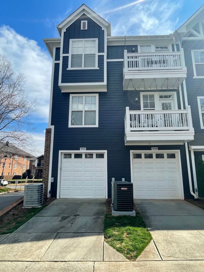 1505 Walnut View Drive – photo 1