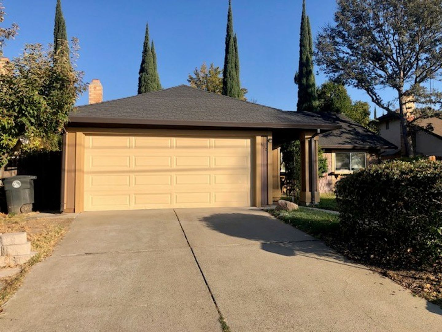 Spacious 3 Bedroom 2 Bath Home in Citrus Heights – photo 2