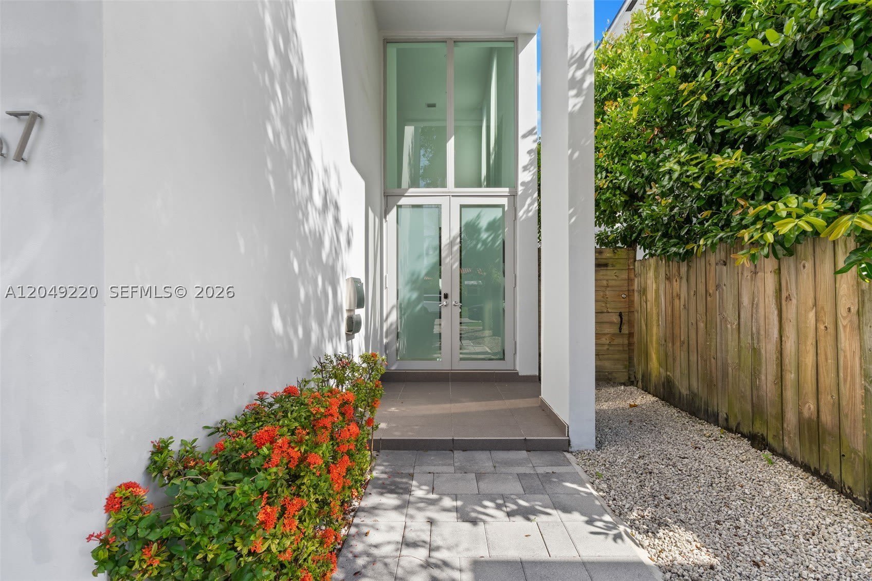 3567 Sw 1St Ave – photo 3