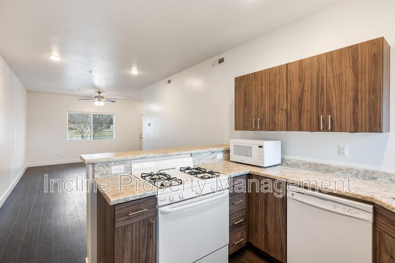 1389 Northfield Rd. – photo 3