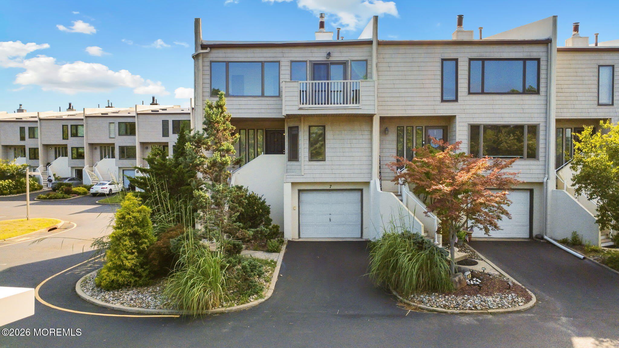 57 Bridgewaters Drive – photo 1