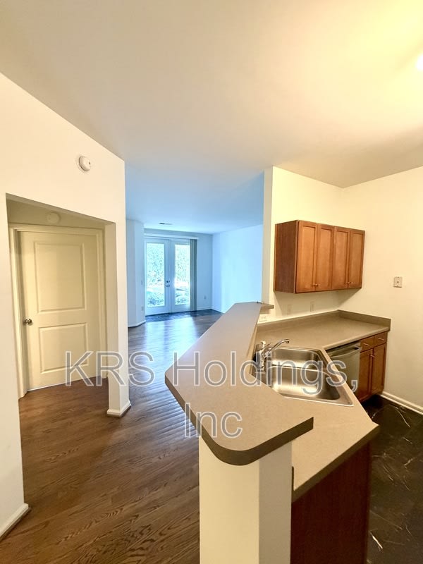 745 Walker Square – photo 4