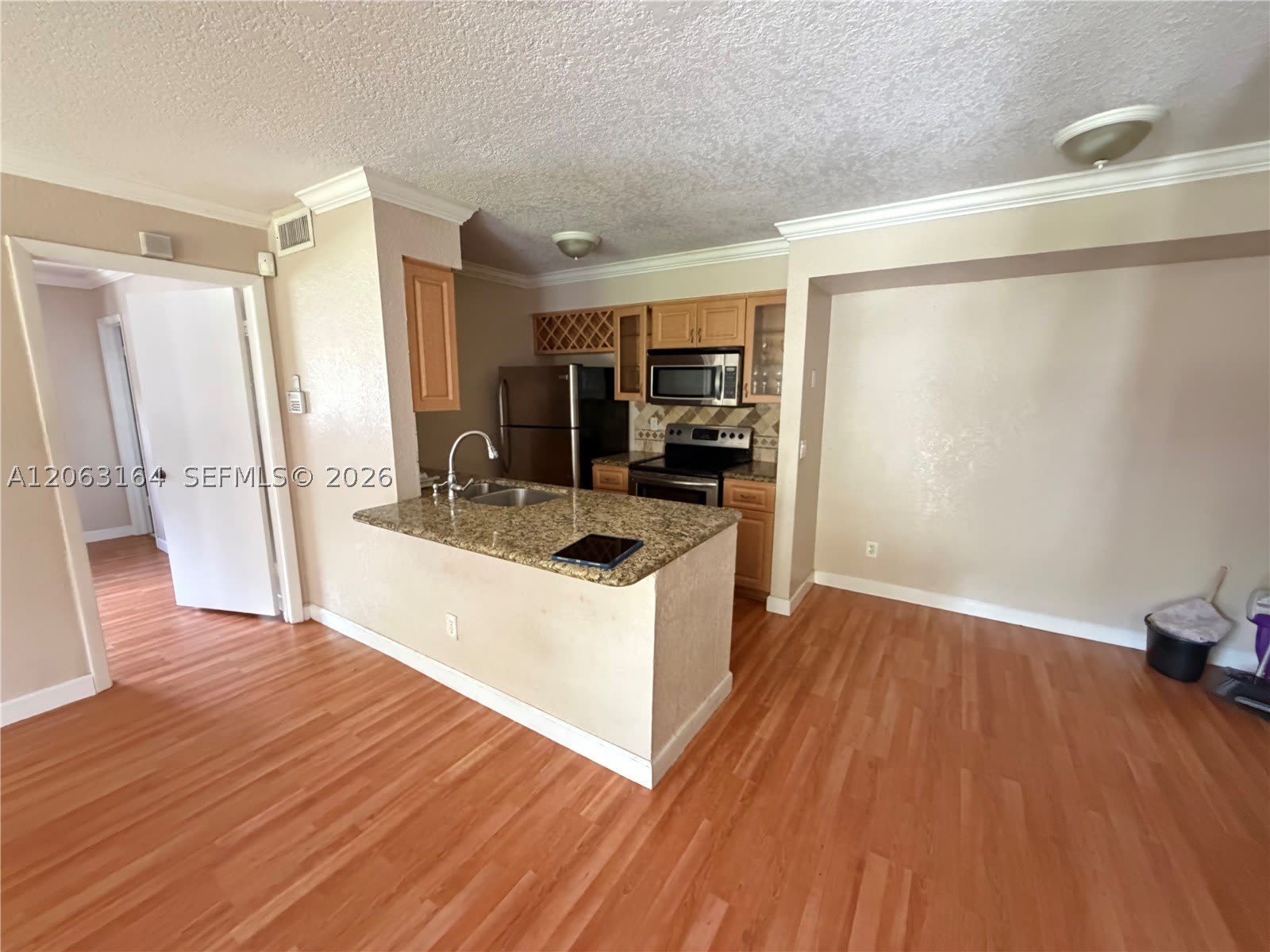 721 NW 104th Ave – photo 3
