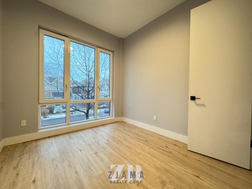 1613 Brooklyn Avenue – photo 4