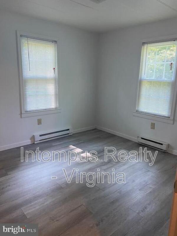 5317 Apple Blossom Ln – photo 2