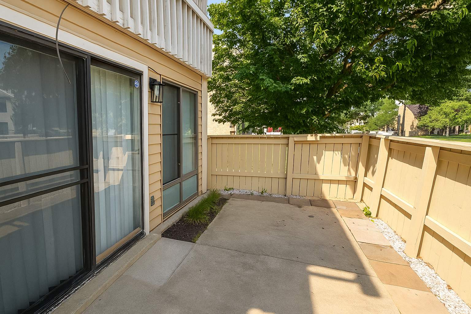 9926 Ridgeline Dr – photo 2