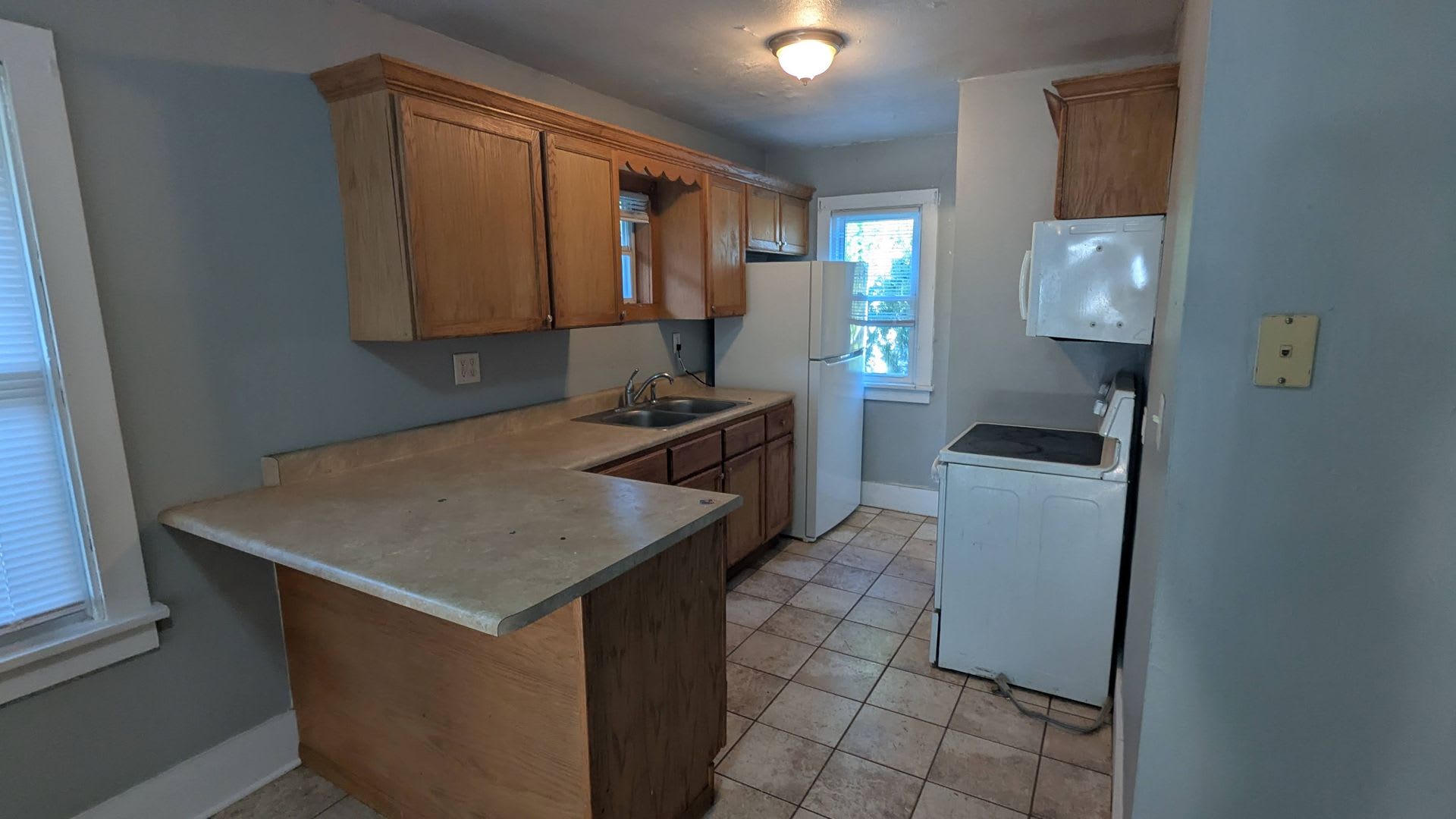 Small 2 bedroom, 1 bath house – photo 3