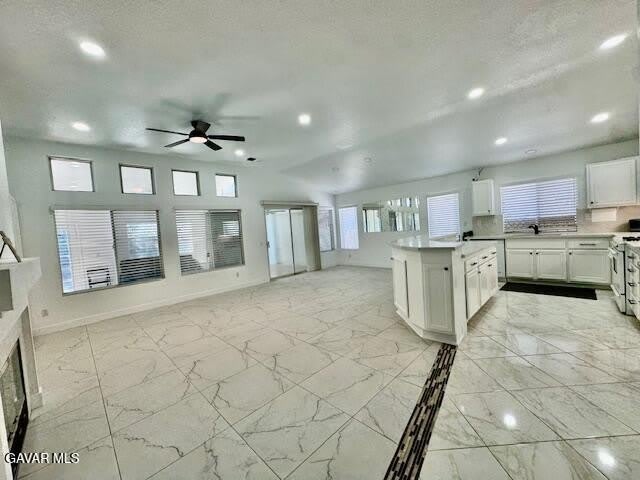 44543 Overland Avenue – photo 3