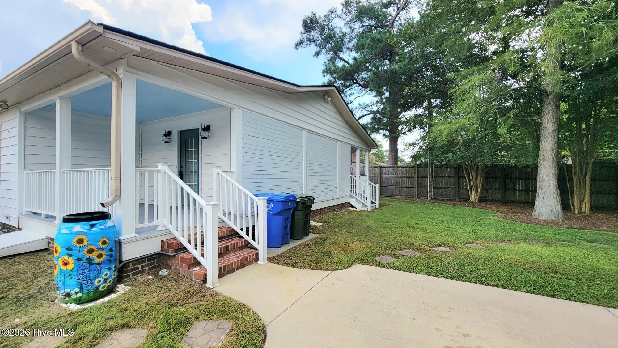 5006 Pine Needle Drive – photo 2