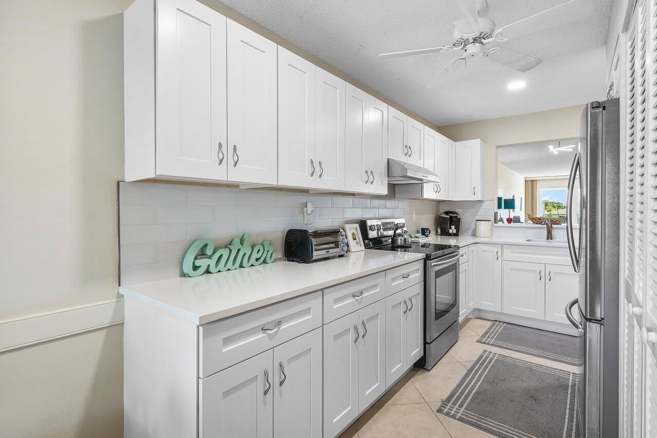5850 Sugar Palm Court – photo 4