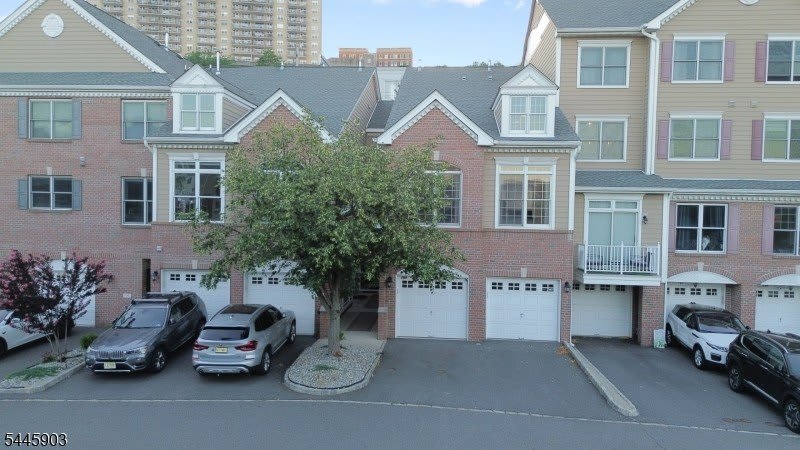 169 Price Ct – photo 1