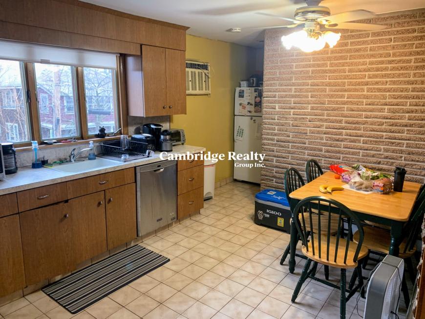 540 Main St. – photo 3