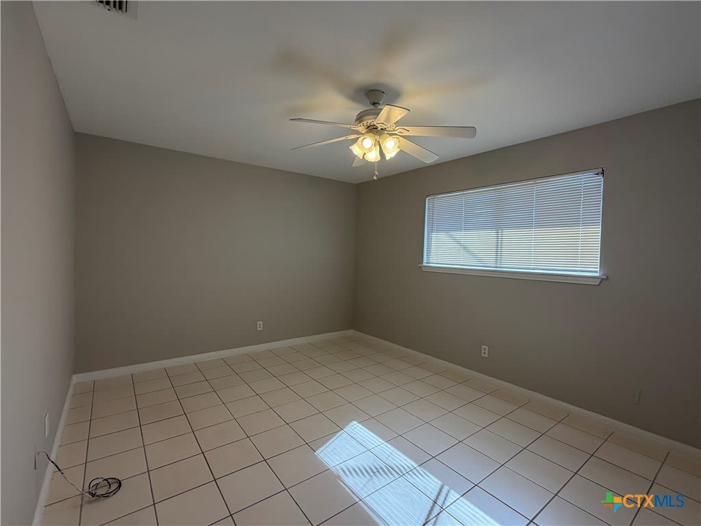 111 Lancelot Street – photo 3