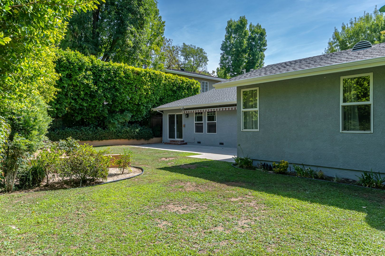 4 Bed / 2 Bath Single Family Home in a Beautiful La Cañada Flintridge Neighborhood – photo 4