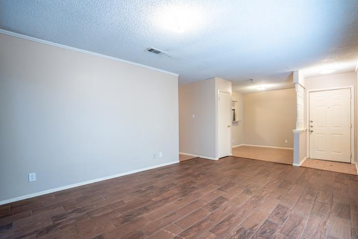 9104 Quail Creek Drive – photo 5