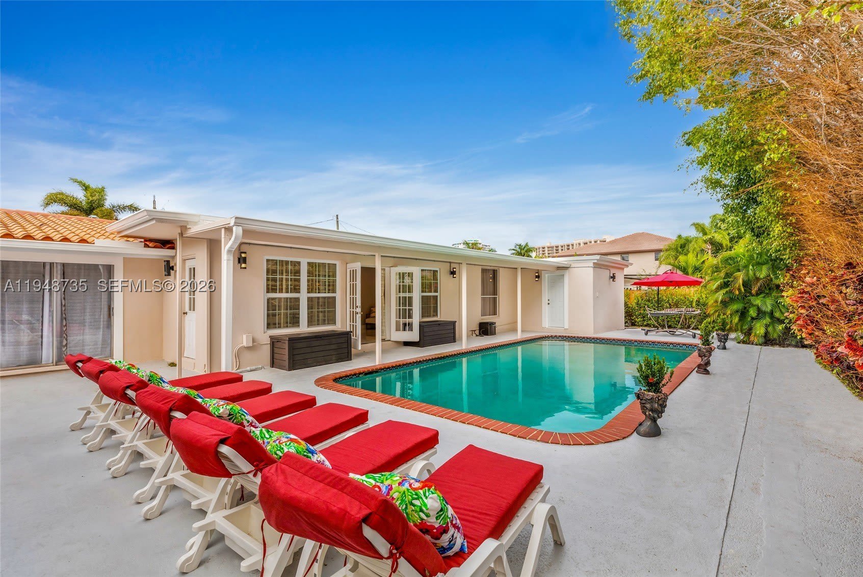 1960 Coral Reef Dr – photo 1