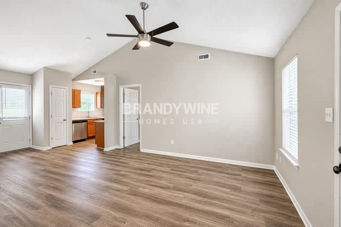 1735 Thriftwood Drive – photo 4